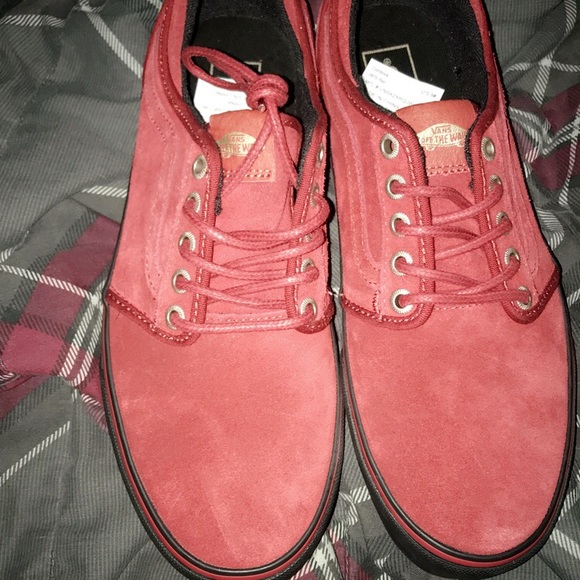 Vans - Picture 4 of 8